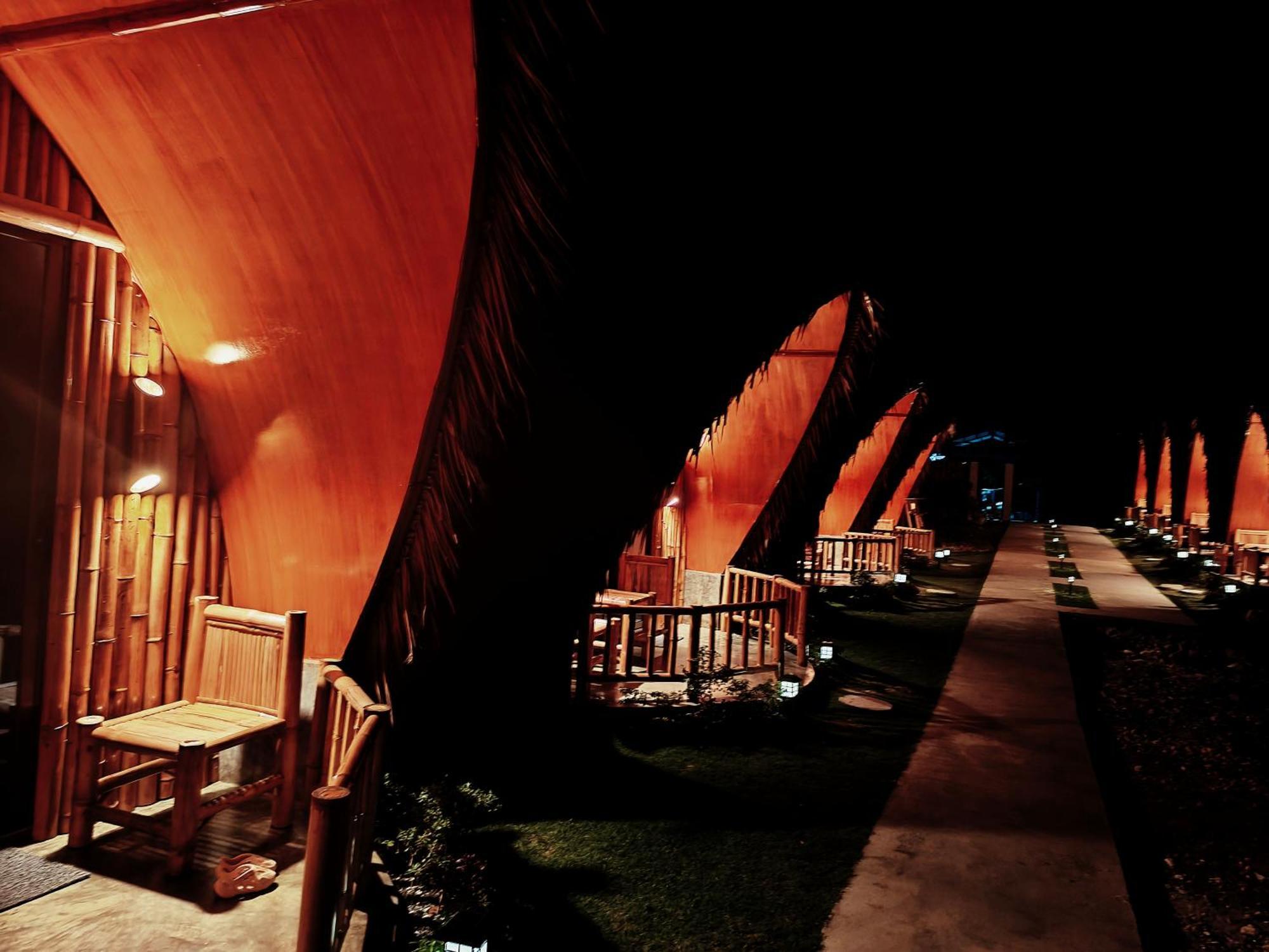 East Holiday Resort Moalboal Exterior foto