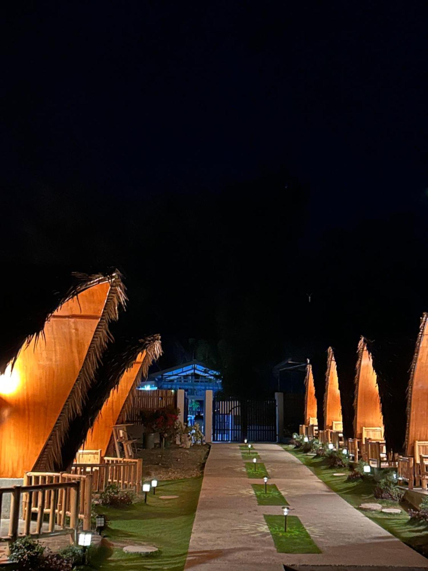 East Holiday Resort Moalboal Exterior foto